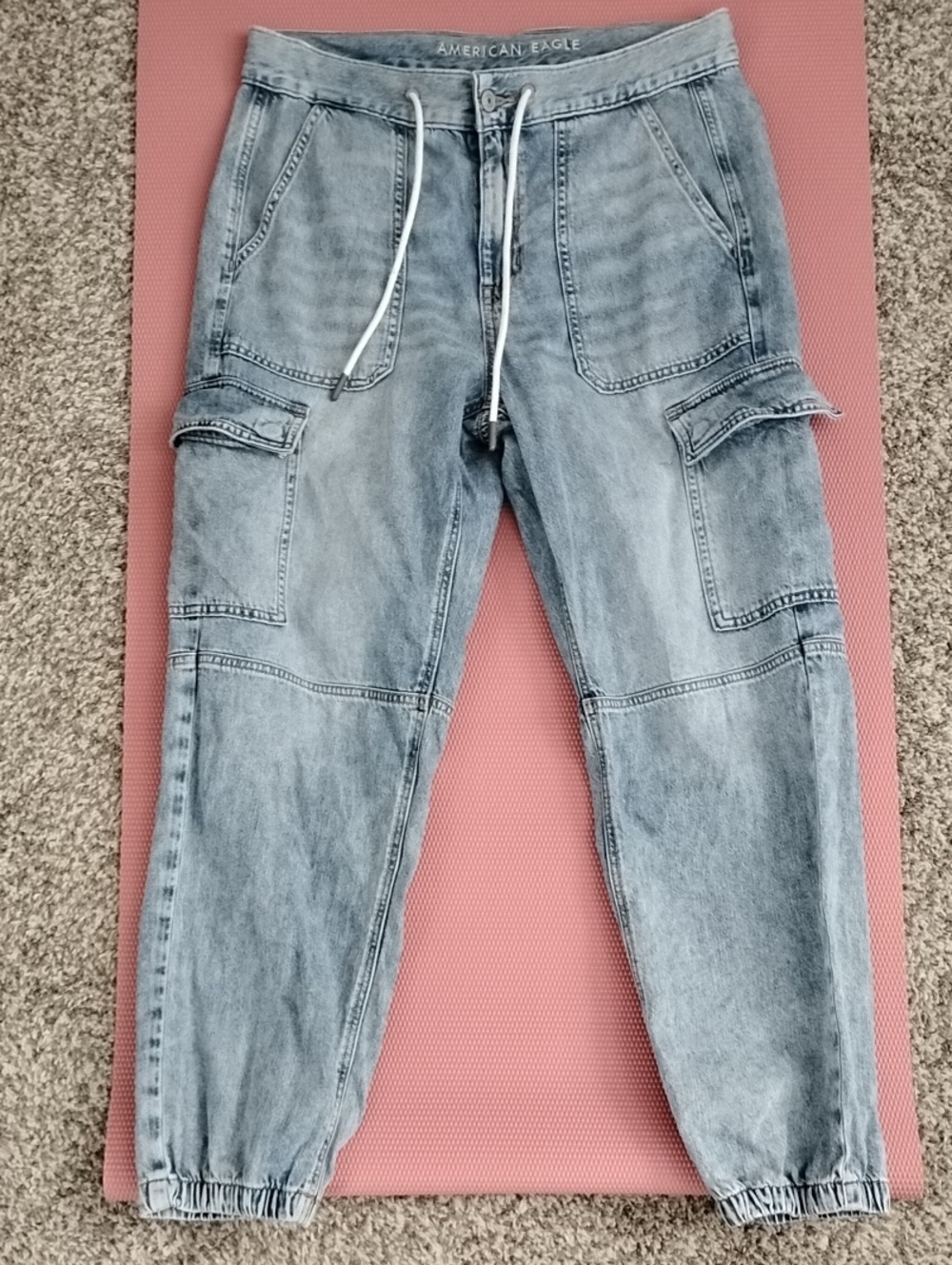 American Eagle Cargo Jogger Never Worn